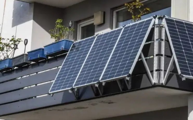 Balcony and wall-mounted solar for apartments